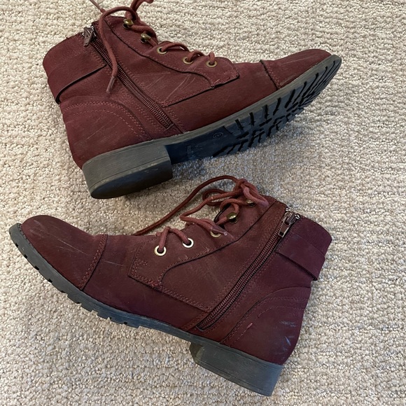 Madden Girl Burgundy Boot - Picture 4 of 6